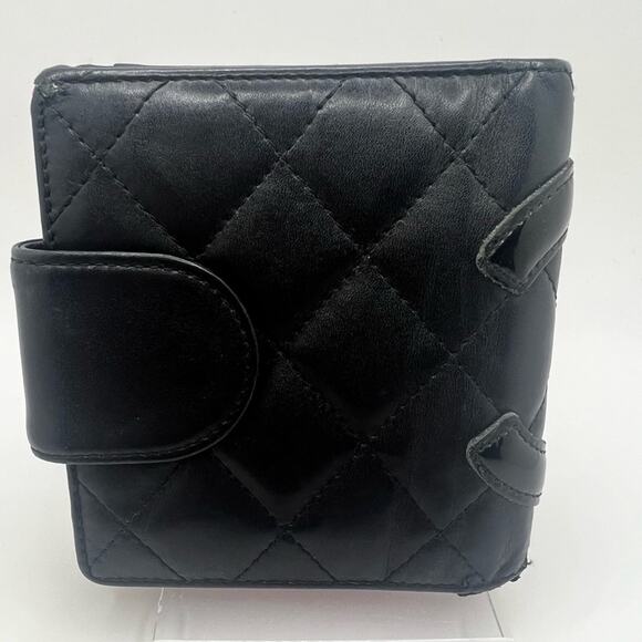 GUC Chanel Cambon Bifold Wallet - Picture 5 of 9